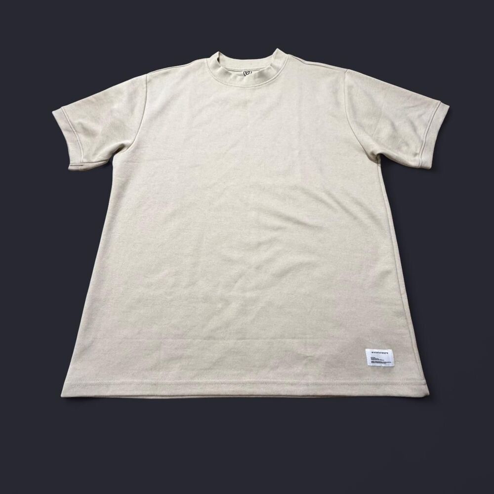 Unbranded Women's Cream and Tan T-shirt